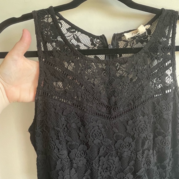 Black Lace Skater Dress - Picture 2 of 6